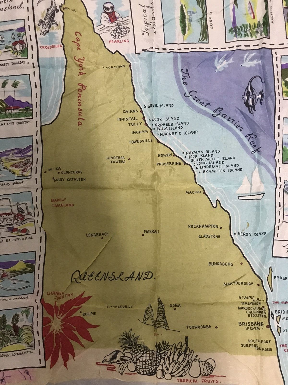 Other Australia’s Place Queensland FrancoisHeil Printed Screen Size ONE SIZE - 4 Thumbnail