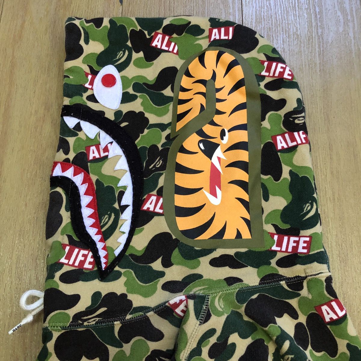 Alife BAPE x Alife ABC Camo Pullover Shark Size US M / EU 48-50 / 2 - 4 Thumbnail