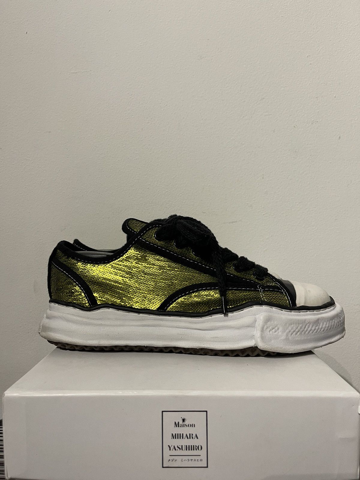 Maison MIHARA YASUHIRO Maison Mihara Yasuhiro Sequin Lime OG Sole Sneakers Size US 8.5 / EU 41-42 - 3 Thumbnail