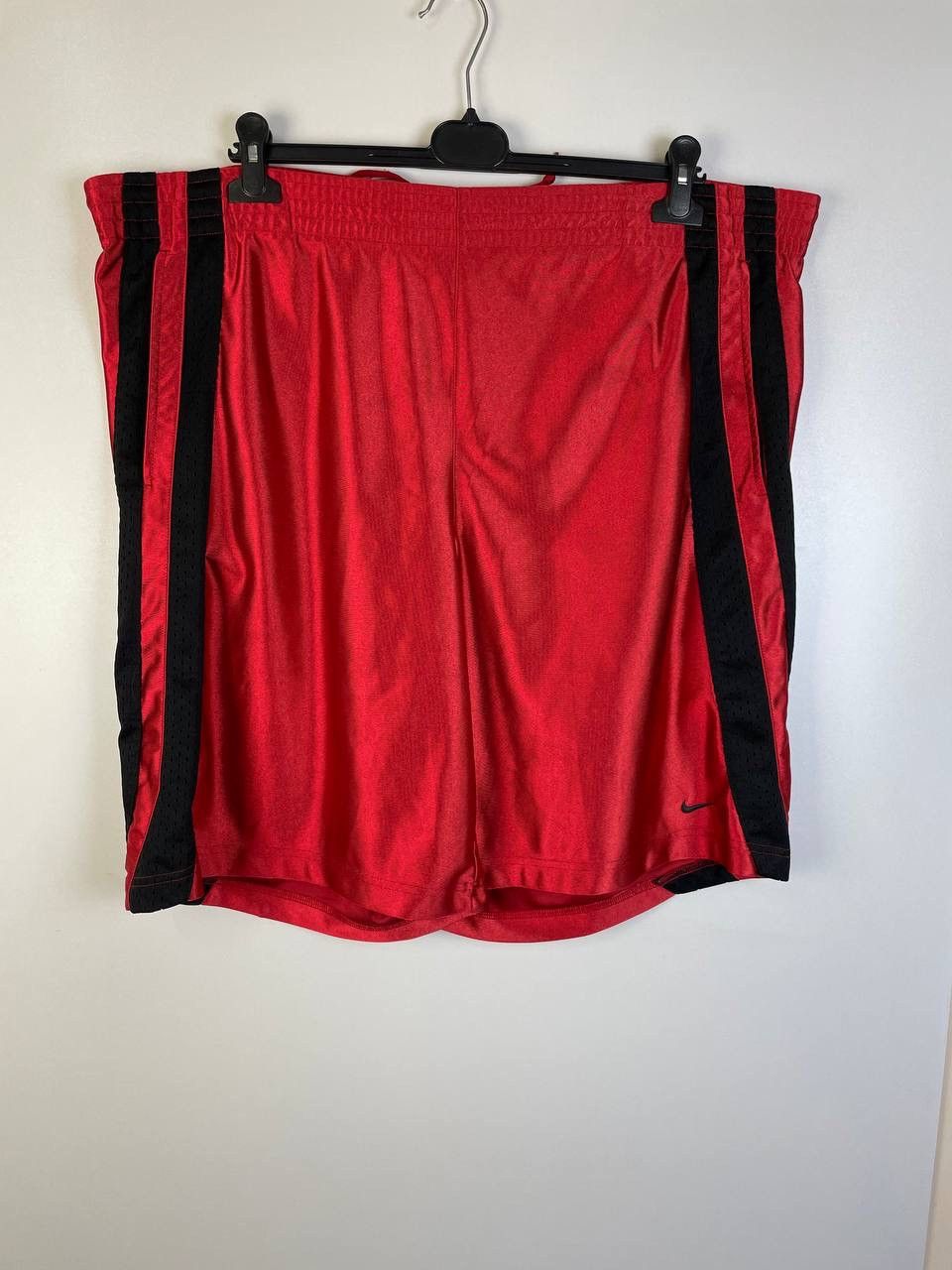 Vintage Nike vintage shorts size XL Size US 36 / EU 52 - 1 Thumbnail