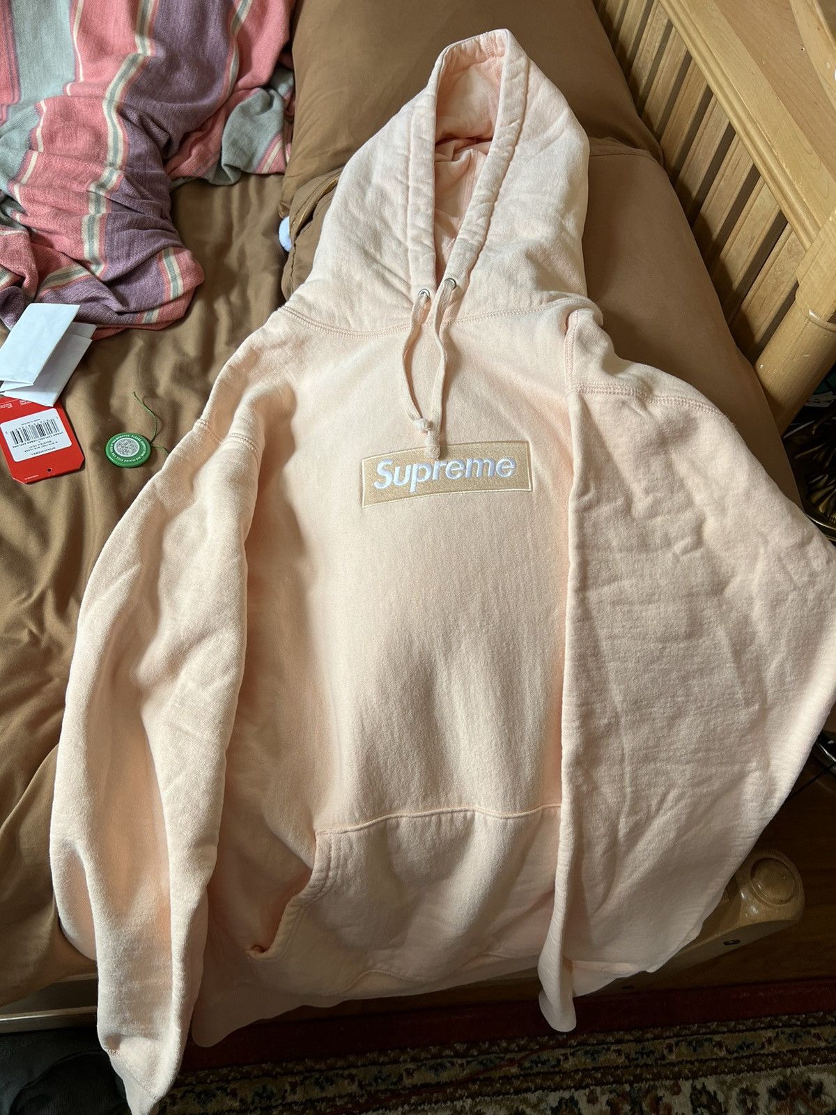 Supreme box best sale logo hoodie peach