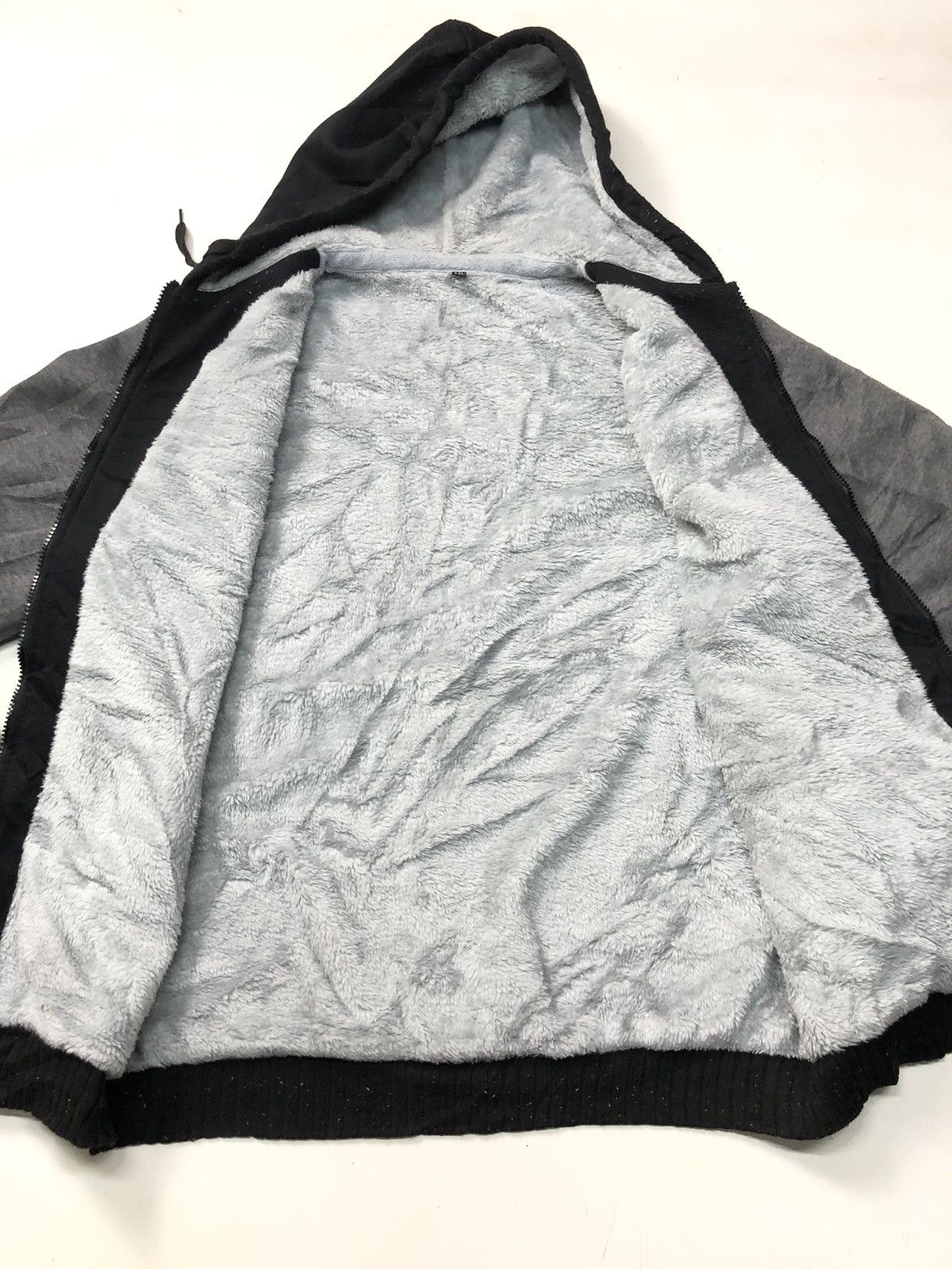 Japanese Brand × Lamborghini × Vintage VINTAGE LAMBORGINI FLEECE SWEATER HOODIE Size US L / EU 52-54 / 3 - 5 Thumbnail