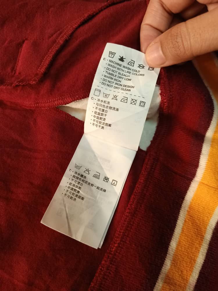 Nike × Vintage VINTAGE NIKE OREGON SWEATER ZIPPER LOT OF PATCHES Size US L / EU 52-54 / 3 - 11 Thumbnail