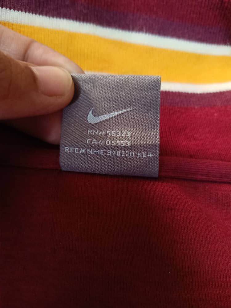 Nike × Vintage VINTAGE NIKE OREGON SWEATER ZIPPER LOT OF PATCHES Size US L / EU 52-54 / 3 - 8 Thumbnail