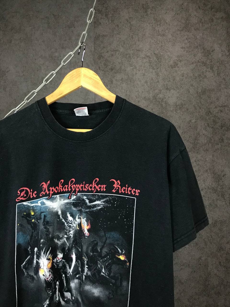 Band Tees × Vintage Die Apokalpptischen Reiter Metal will never die vintage tee Size US L / EU 52-54 / 3 - 2 Thumbnail