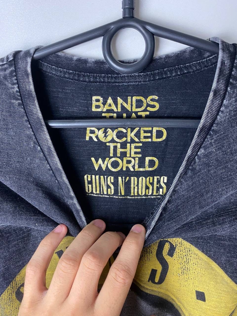Vintage Guns n Roses vintage t-shirt size M Size US M / EU 48-50 / 2 - 3 Thumbnail