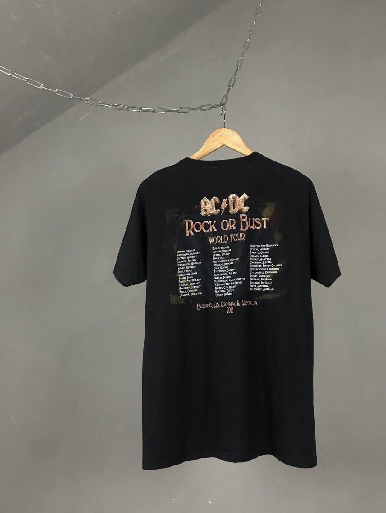 Band Tees AC/DC 2015 vintage rock band tour tee Size US L / EU 52-54 / 3 - 2 Thumbnail