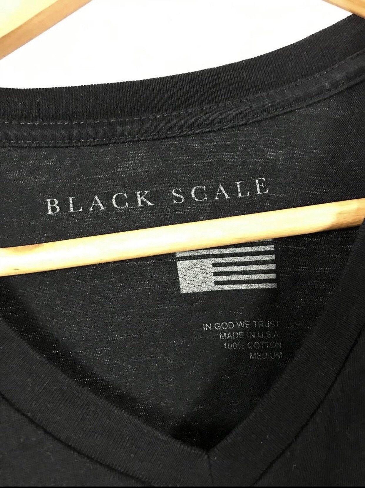 Black Scale Black Scale Rose streetwear made in USA tee Size US L / EU 52-54 / 3 - 4 Thumbnail