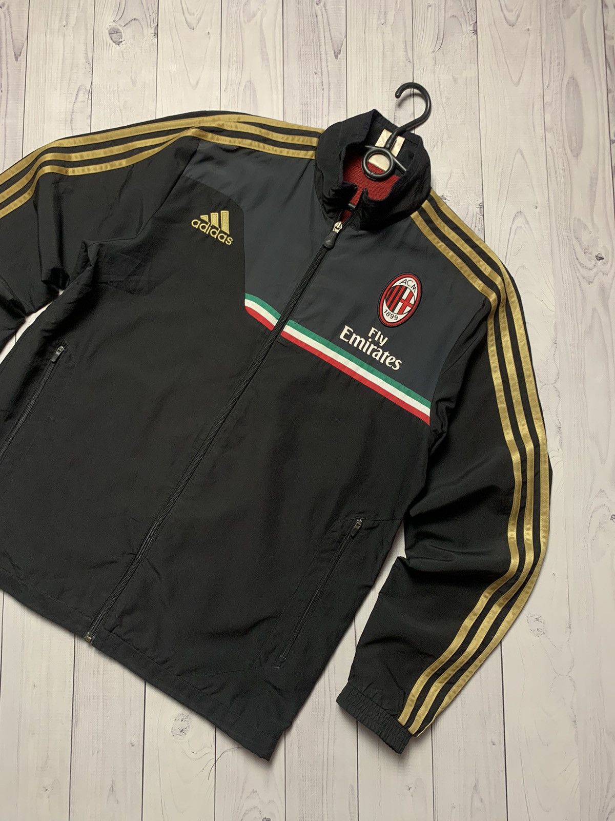 Adidas × Vintage Vintage adidas AC Milan soccer track jacket size L Size US L / EU 52-54 / 3 - 2 Thumbnail