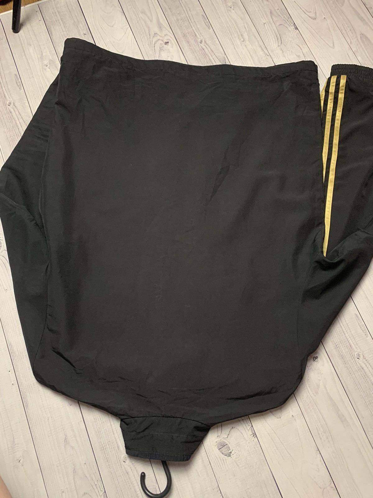 Adidas × Vintage Vintage adidas AC Milan soccer track jacket size L Size US L / EU 52-54 / 3 - 7 Thumbnail