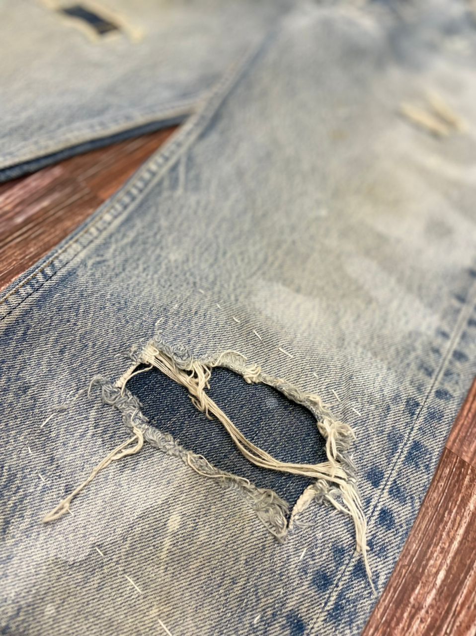 Levi's × Vintage Levis 501 Distressed Vintage 80s jeans Size US 29 - 11 Thumbnail