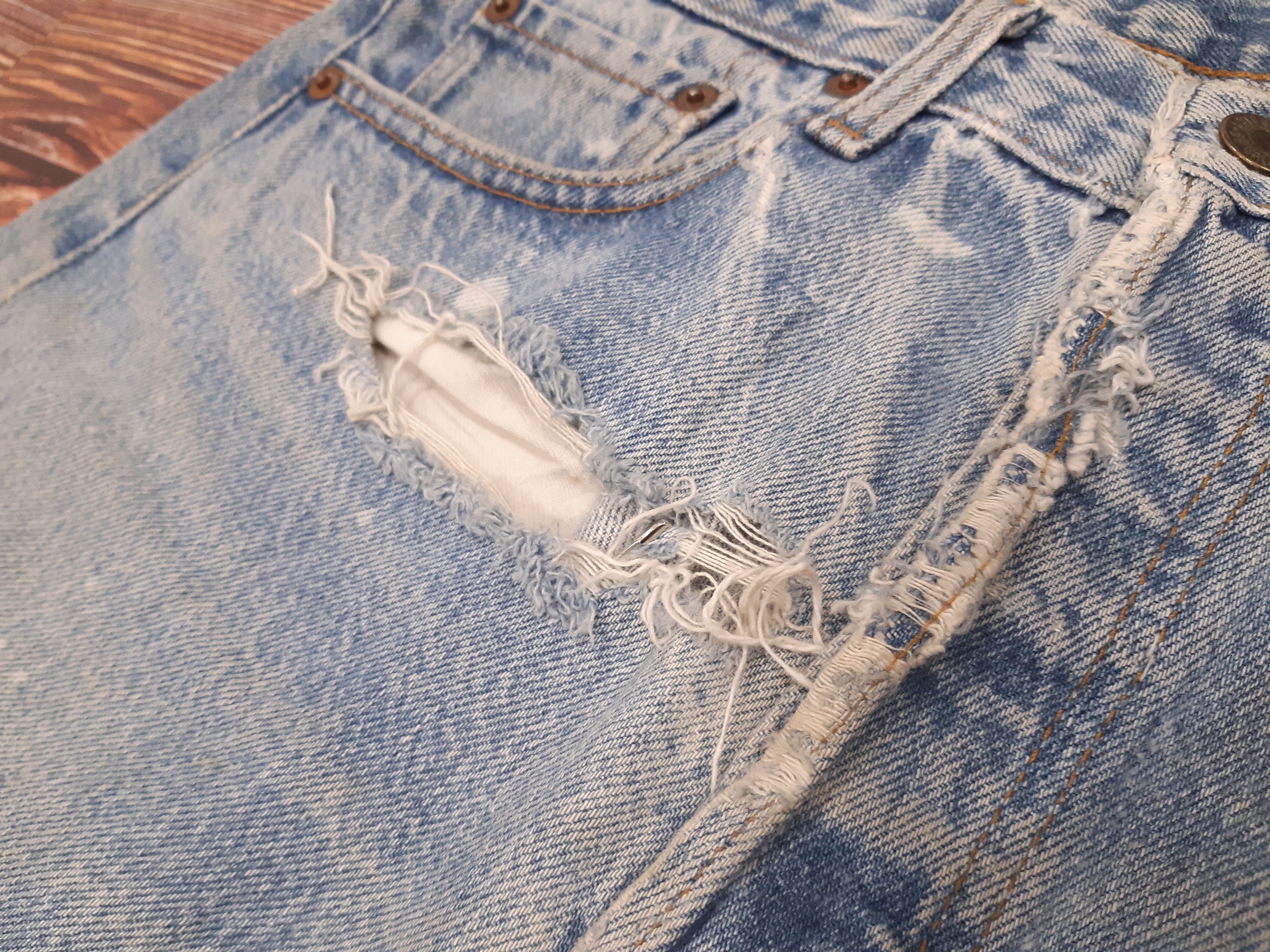 Levi's × Vintage Levis 501 Distressed Vintage 80s jeans Size US 29 - 16 Thumbnail