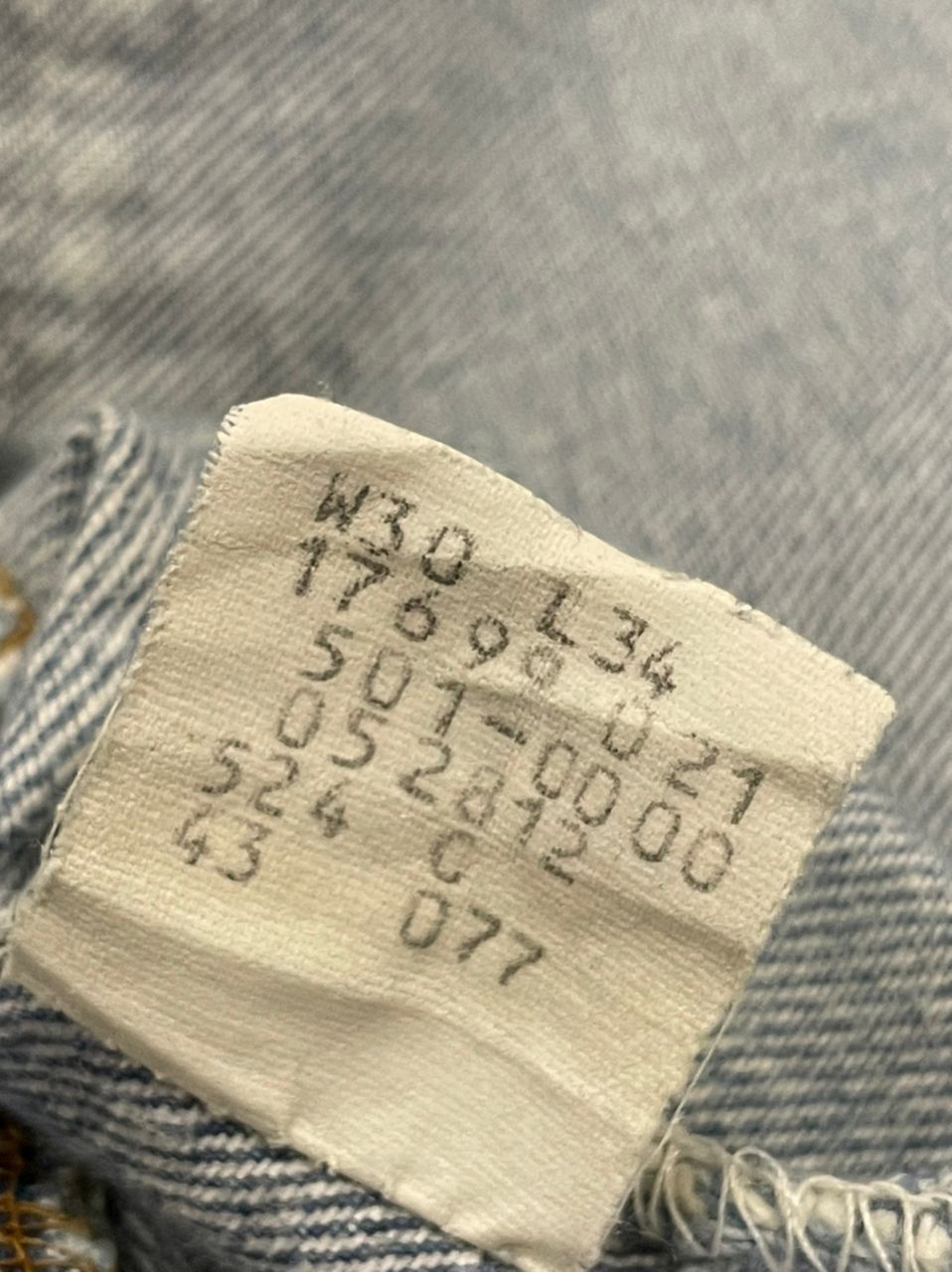 Levi's × Vintage Levis 501 Distressed Vintage 80s jeans Size US 29 - 7 Thumbnail