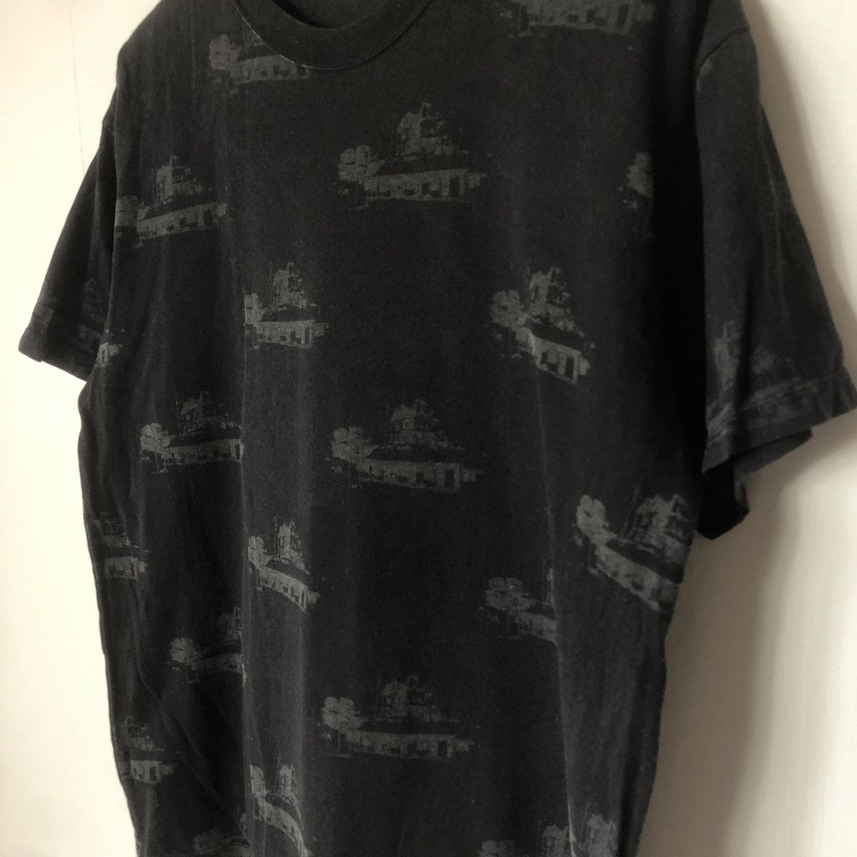 Jun Takahashi × Undercover Undercover For Rebels X Jun Takahashi Tee Size M Size US M / EU 48-50 / 2 - 2 Thumbnail