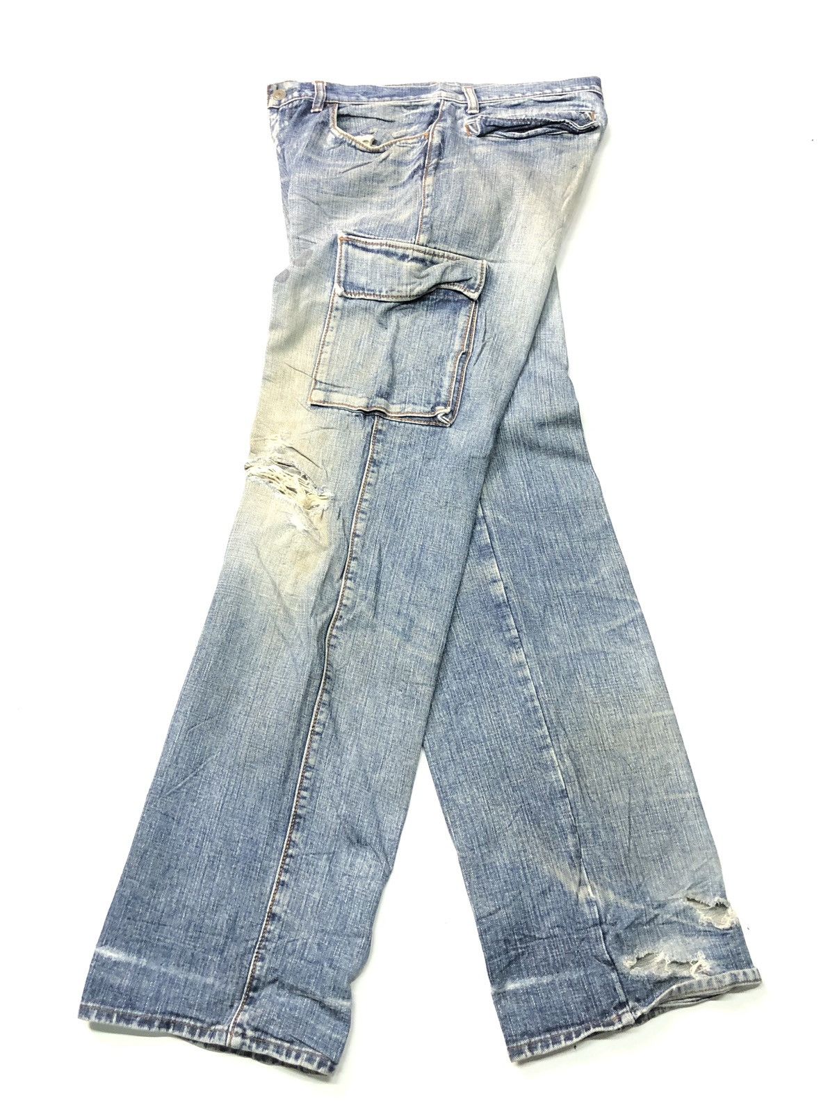 Japanese Brand × Vintage WORLD JEAN INTERNATIONAL DISSTRESSED BLUE WASH CARGO DENIM Size US 31 - 1 Thumbnail