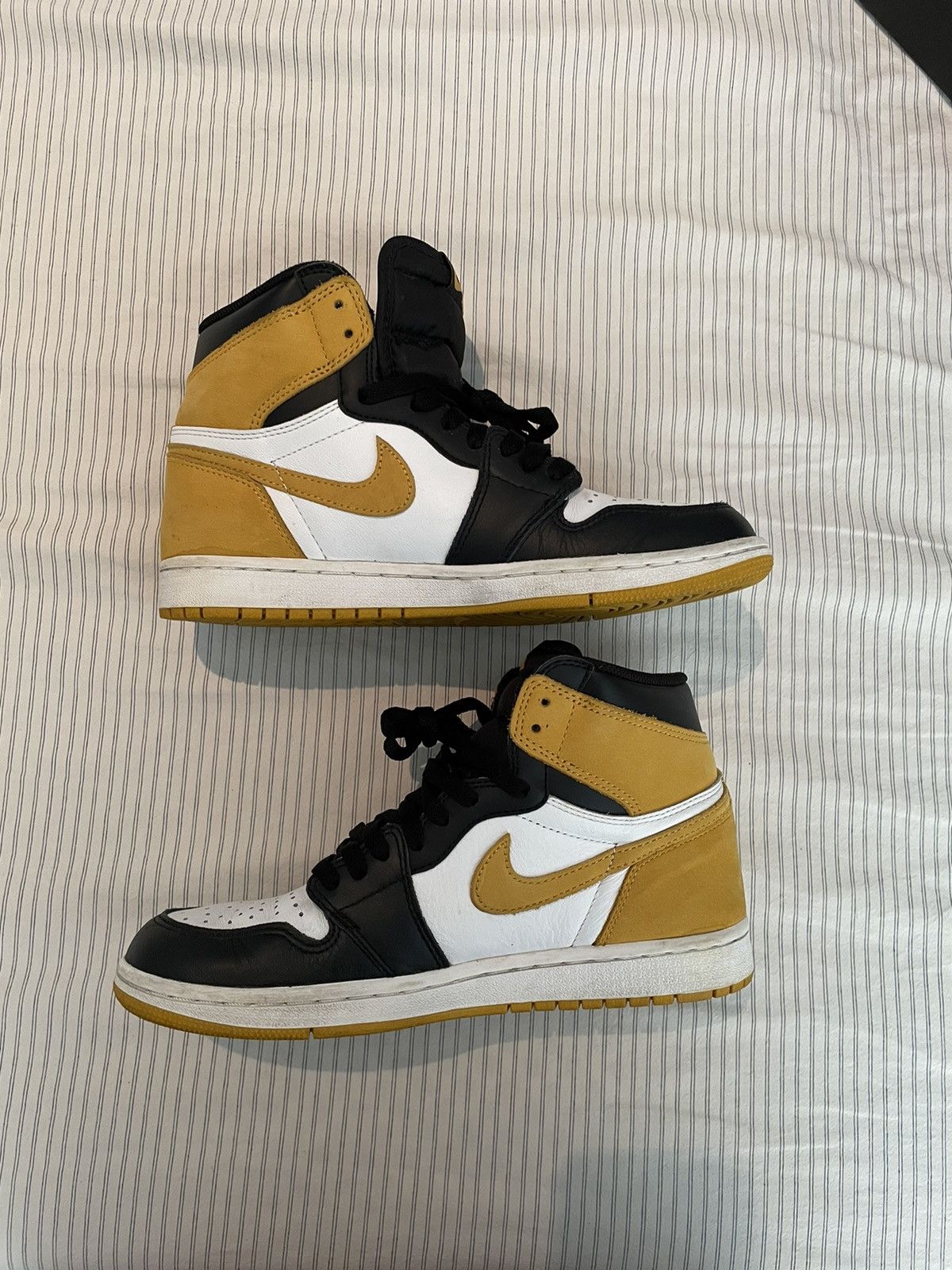 Yellow Ochre Jordan 1