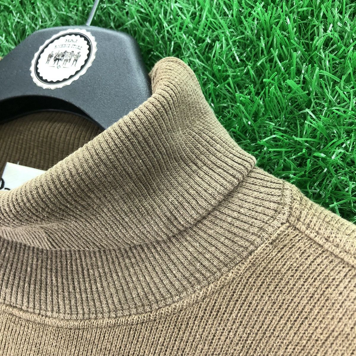 Paradise Vintage Paradiso Embroidery Logo Turtle Neck Sweater Pullove Size US XL / EU 56 / 4 - 7 Thumbnail