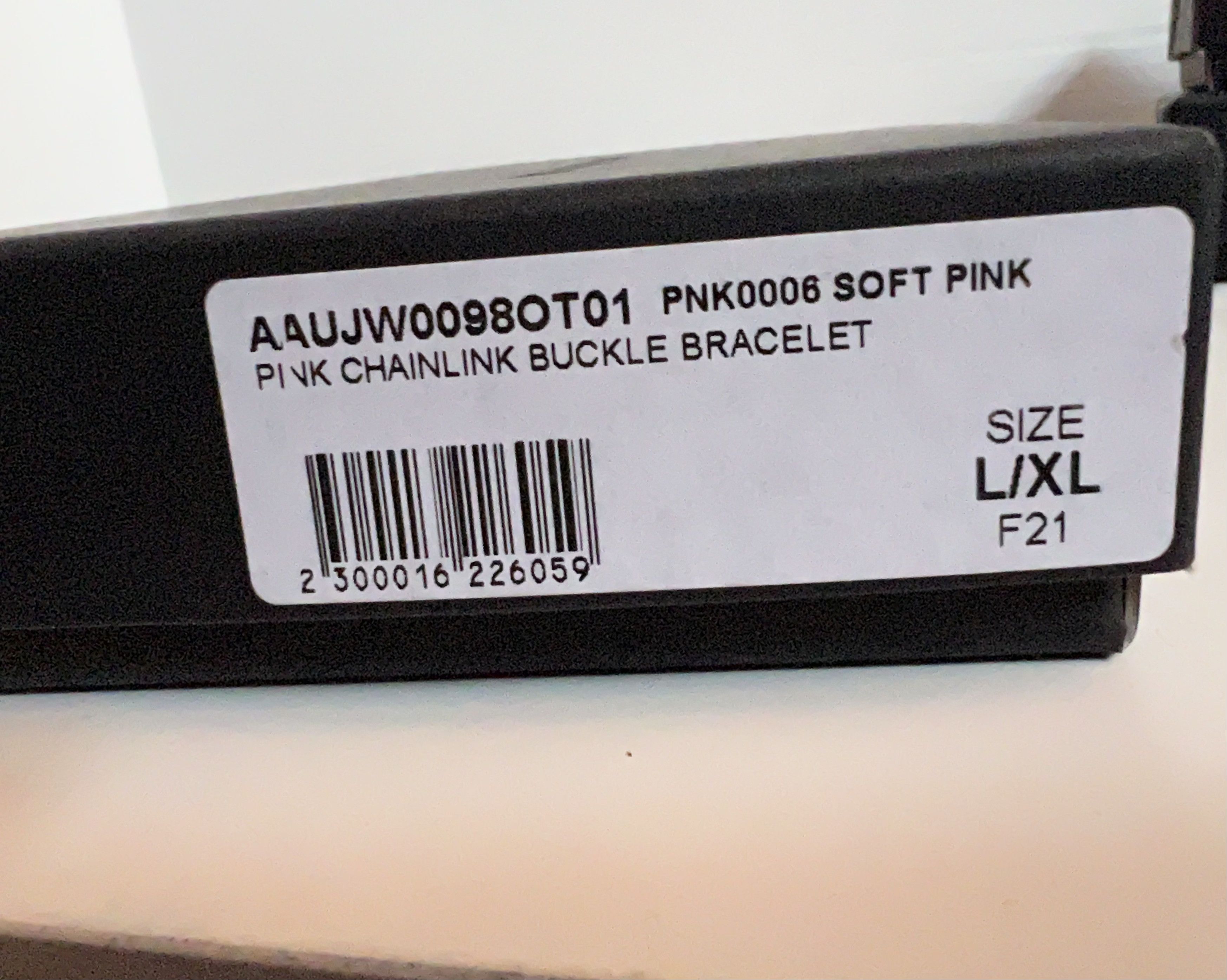 1017 ALYX 9SM 1017 ALYX 9SM Classic Pink Chainlink and Buckle Bracelet Size ONE SIZE - 4 Thumbnail