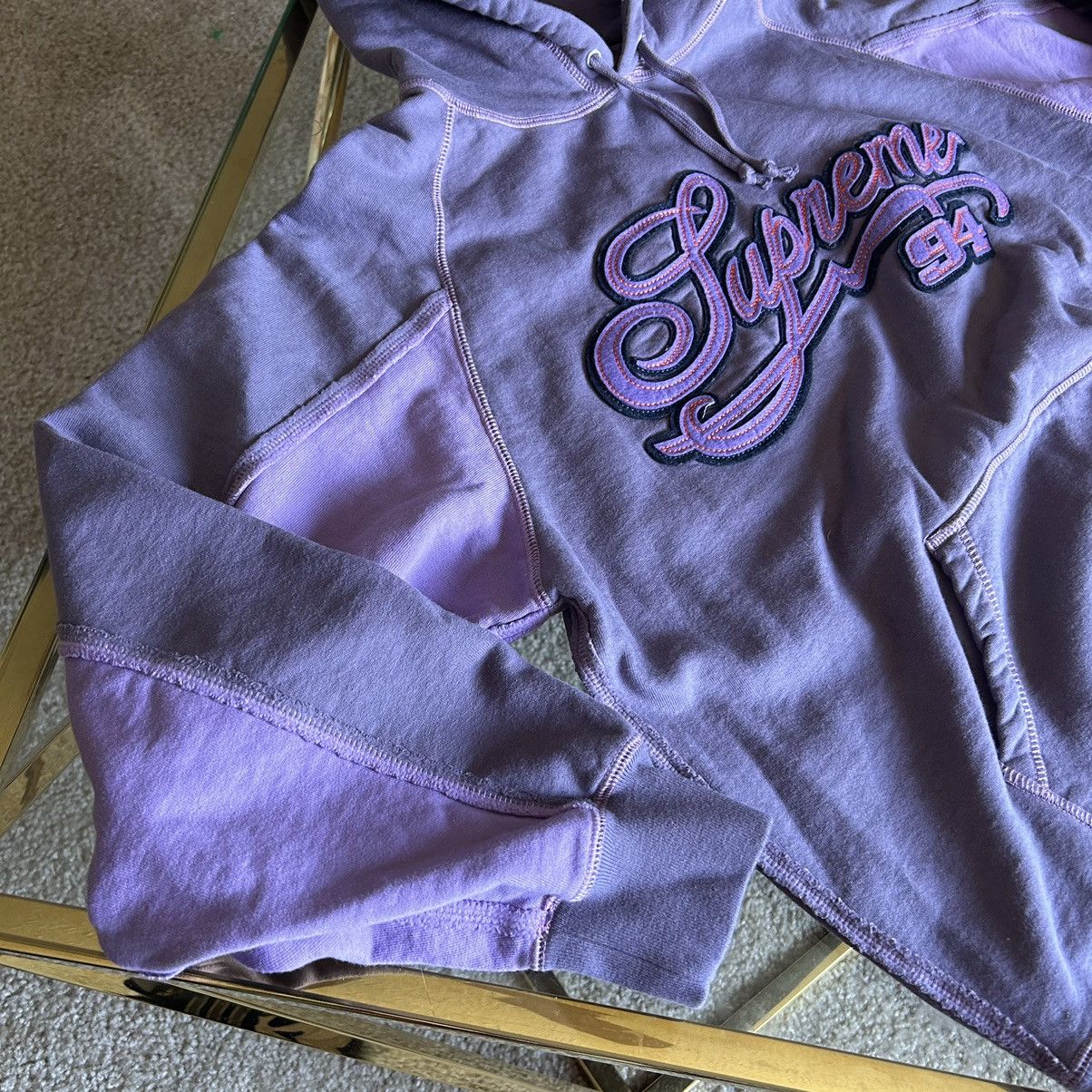 Supreme 2021 SPRiNG SUMMER DUSTY PURPLE PANELED SCRiPT HOODiE Size US S / EU 44-46 / 1 - 3 Thumbnail