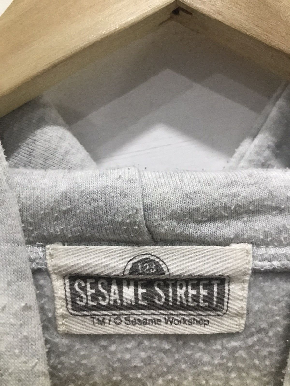 Cartoon Network Vtg Sesame Street overprint Hooded Sweatshirt Size US S / EU 44-46 / 1 - 6 Thumbnail