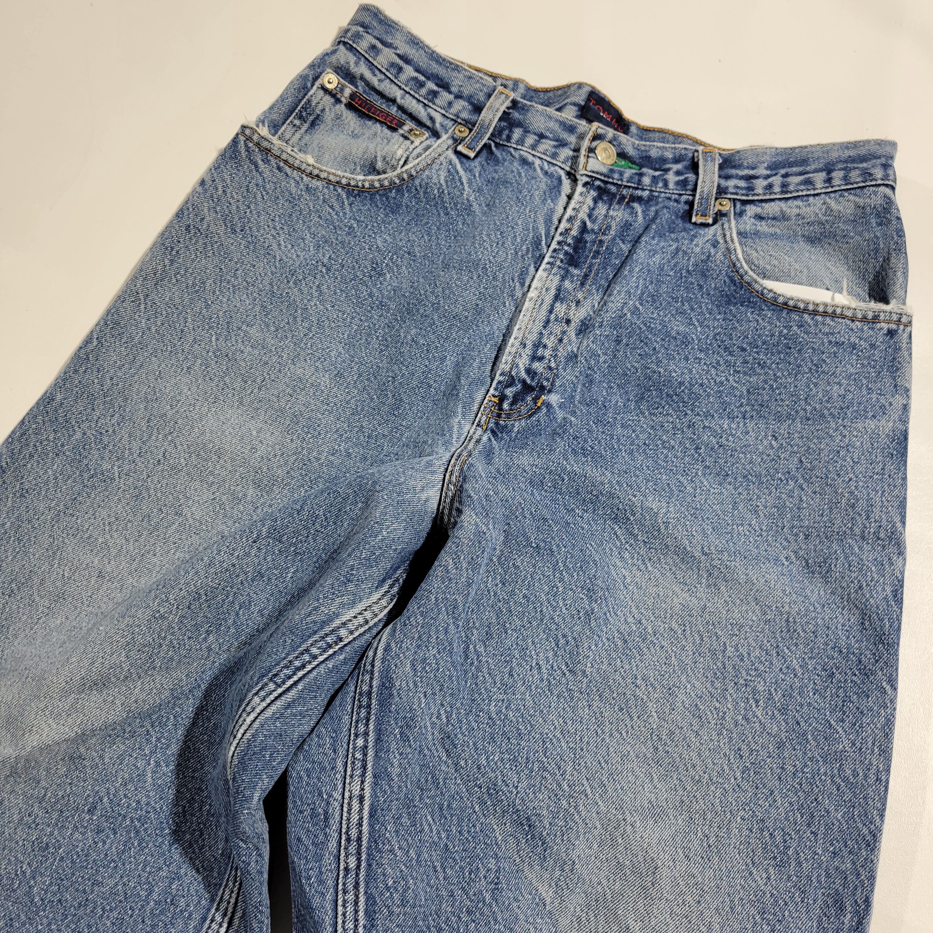 Tommy Hilfiger × Vintage 90's Tommy Hilfiger Jeans 32x28 Size US 32 / EU 48 - 4 Thumbnail