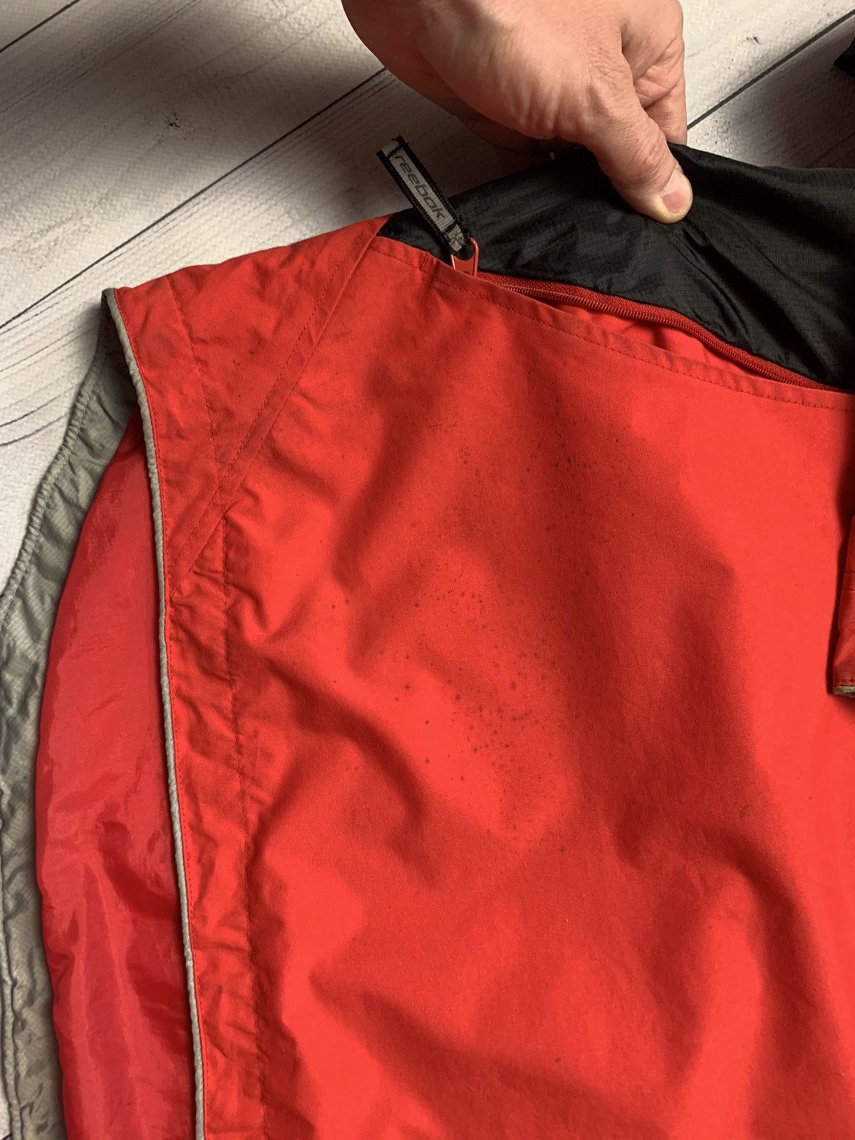 Reebok Vintage Liverpool Reebok soccer jacket size L Size US L / EU 52-54 / 3 - 9 Thumbnail