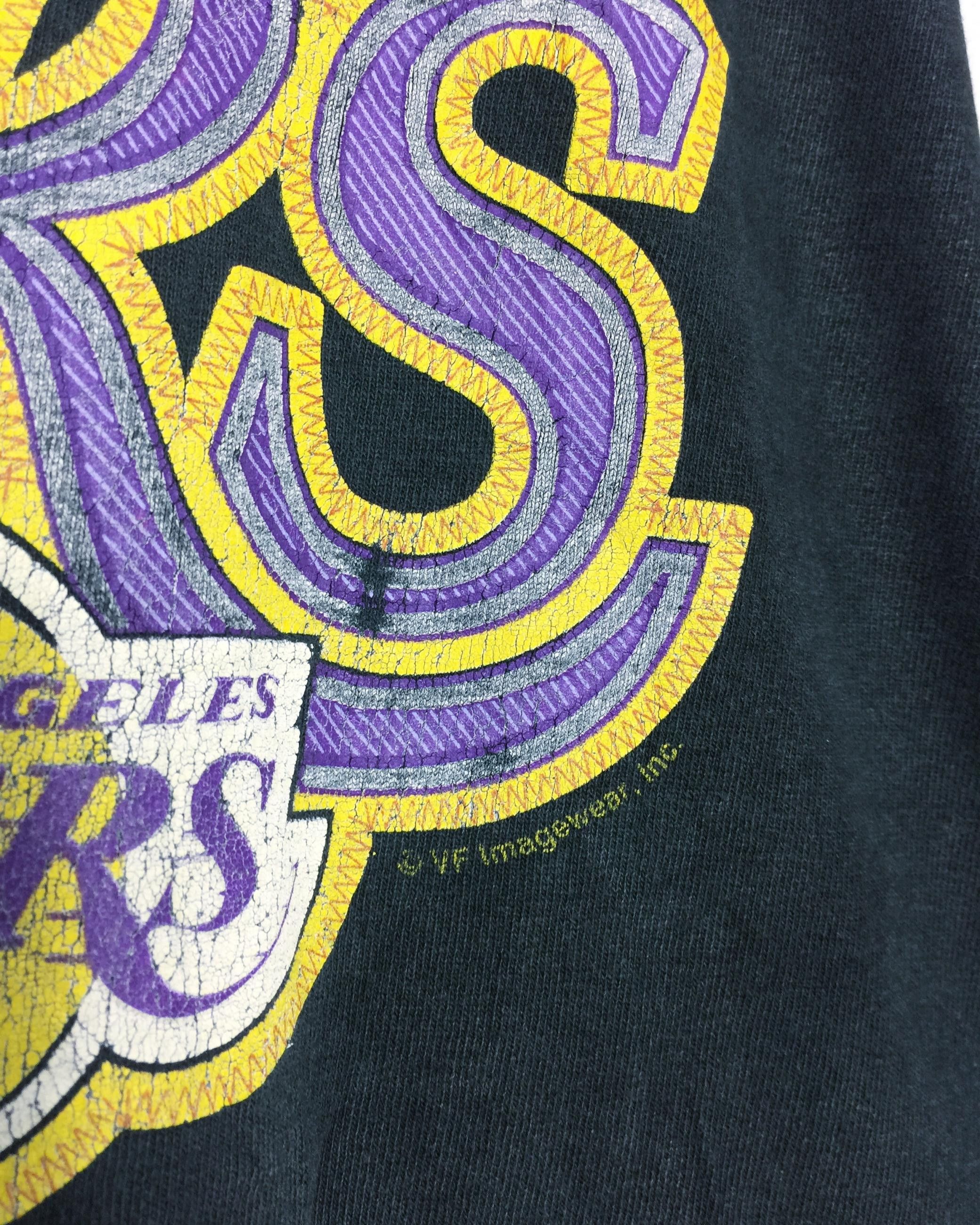 NBA Rare Vintage Los Angeles Lakers L/S Tees Size US XL / EU 56 / 4 - 4 Thumbnail