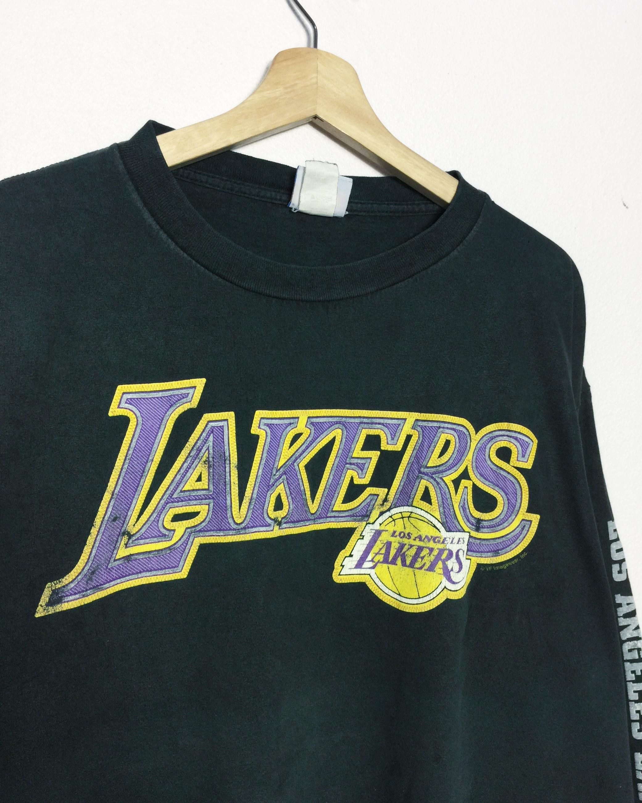 NBA Rare Vintage Los Angeles Lakers L/S Tees Size US XL / EU 56 / 4 - 3 Thumbnail