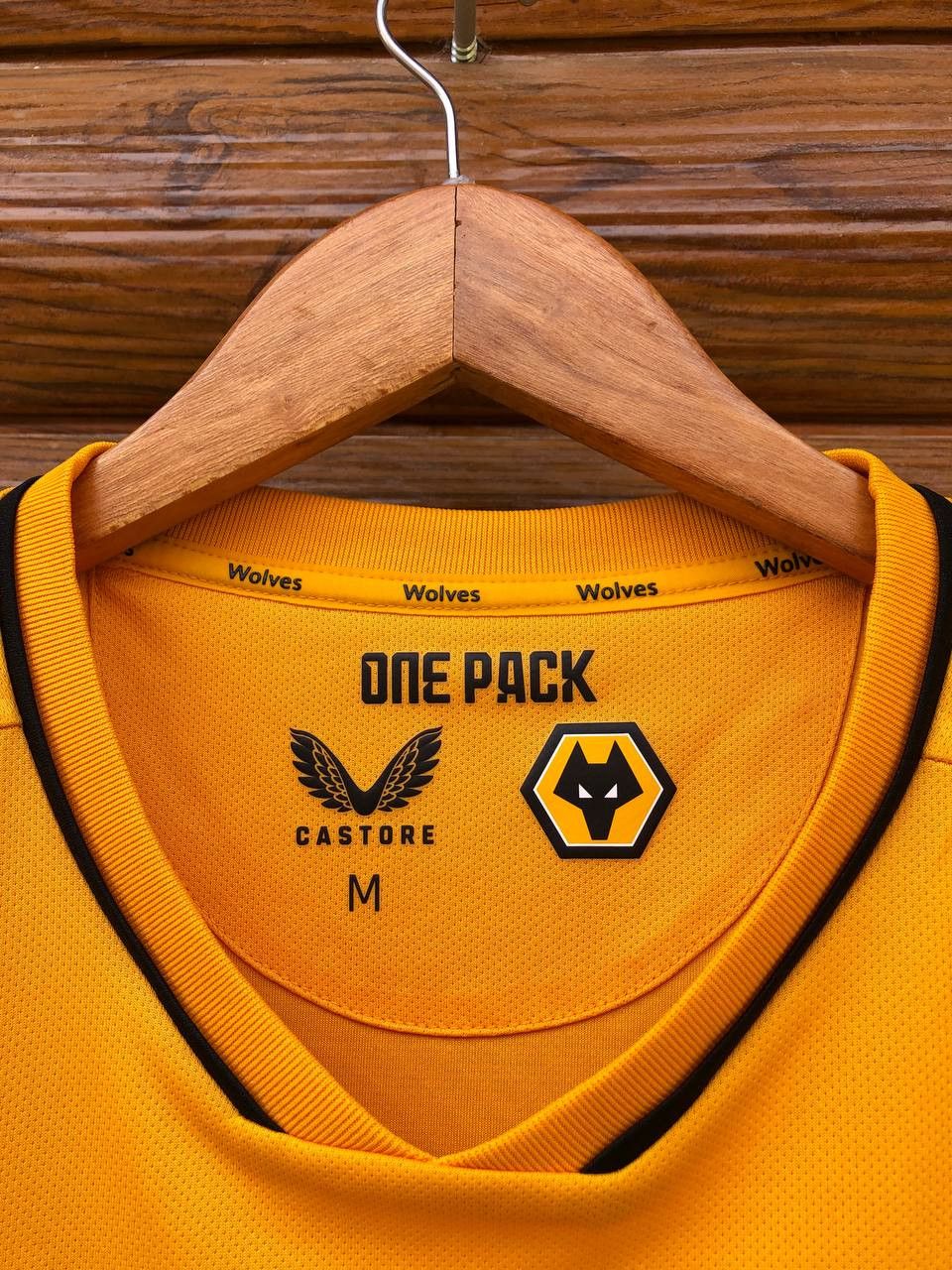 Vintage Wolverhampton Wanderers Wolves Authentic Home Jersey Size US M / EU 48-50 / 2 - 5 Thumbnail