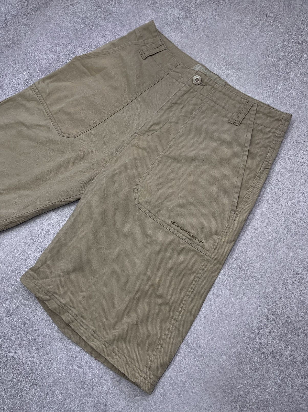 Oakley Vintage Oakley Shorts Beige Y2K Size US 34 / EU 50 - 3 Thumbnail