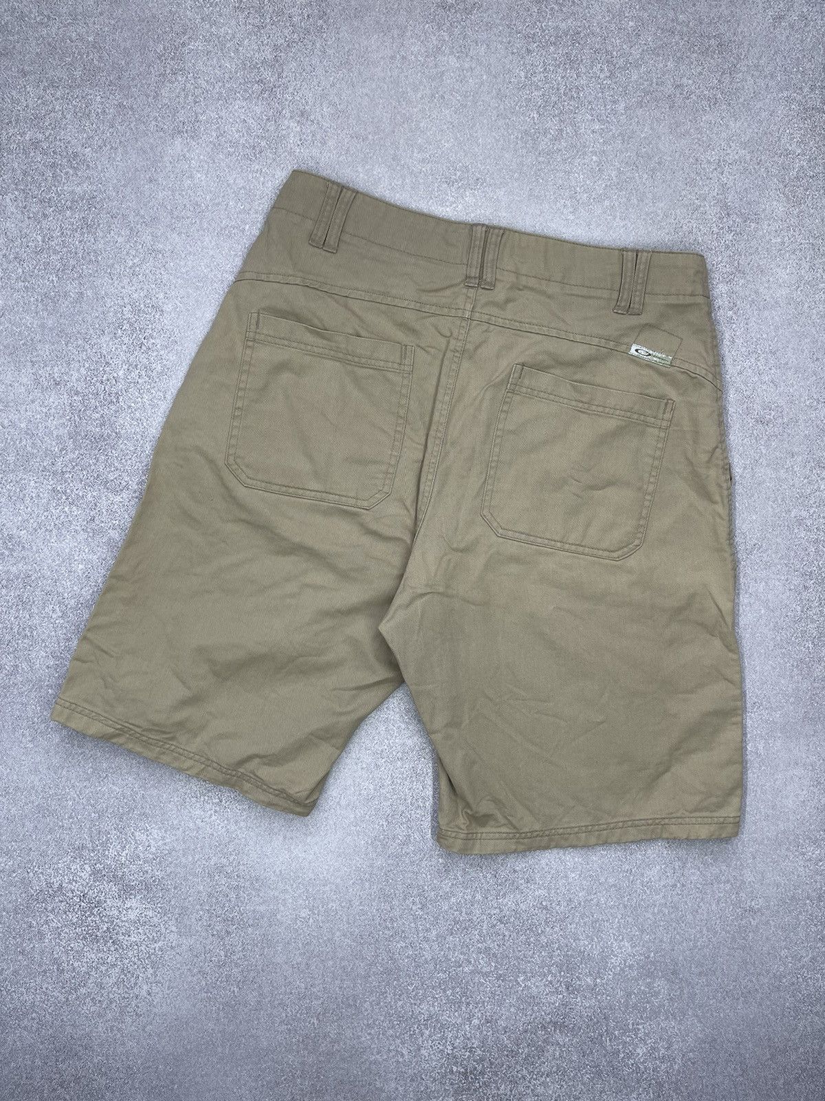 Oakley Vintage Oakley Shorts Beige Y2K Size US 34 / EU 50 - 2 Thumbnail