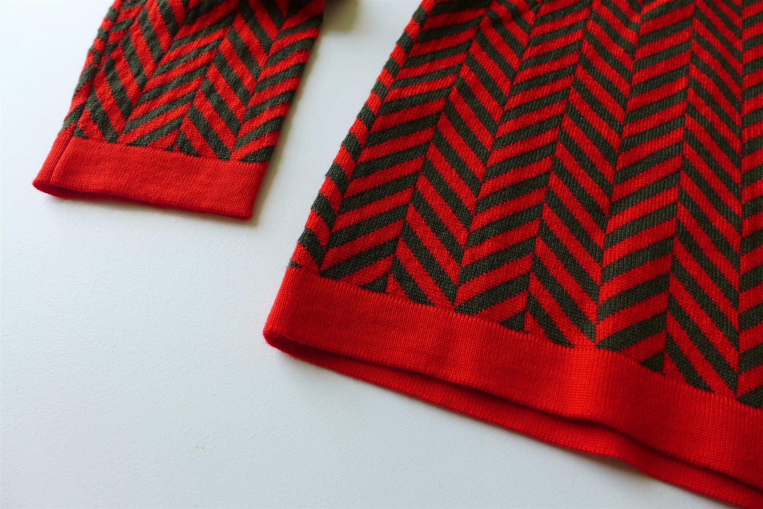 Barena Barena Ato Sweater Knit - Red & Green Herringbone Wool Size US S / EU 44-46 / 1 - 6 Thumbnail