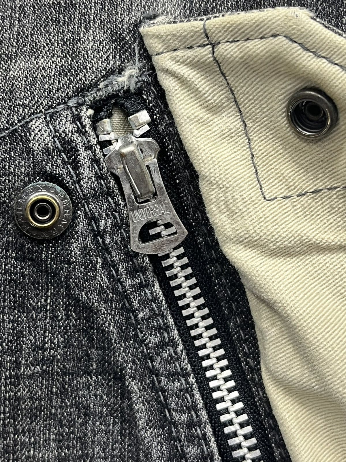 Japanese Brand × Vintage 🔫 Vintage SLOW GUN JAPAN Zipper Leg Flare Distressed Black Size US 32 / EU 48 - 9 Thumbnail