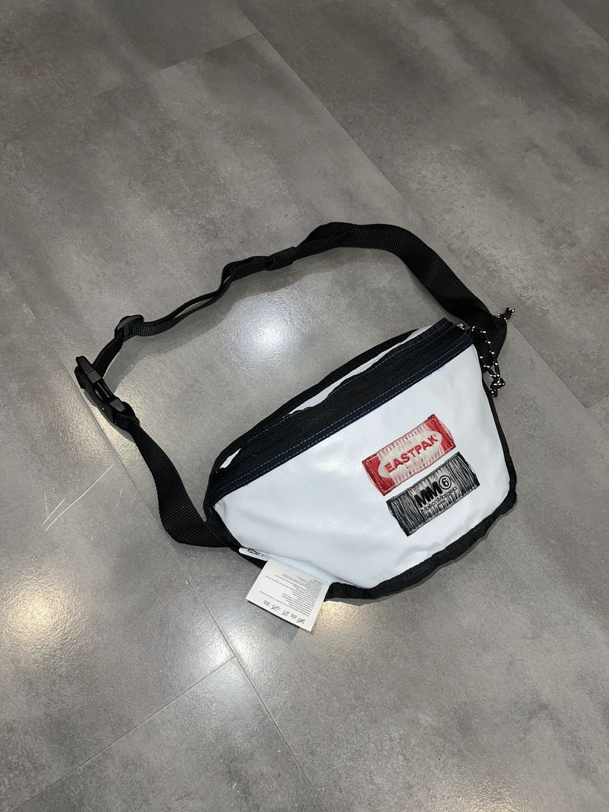 Eastpak × Maison Margiela !DS! Maison Margiela X Eastpak Reversible Blue Grey Bumbag Size ONE SIZE - 13 Thumbnail