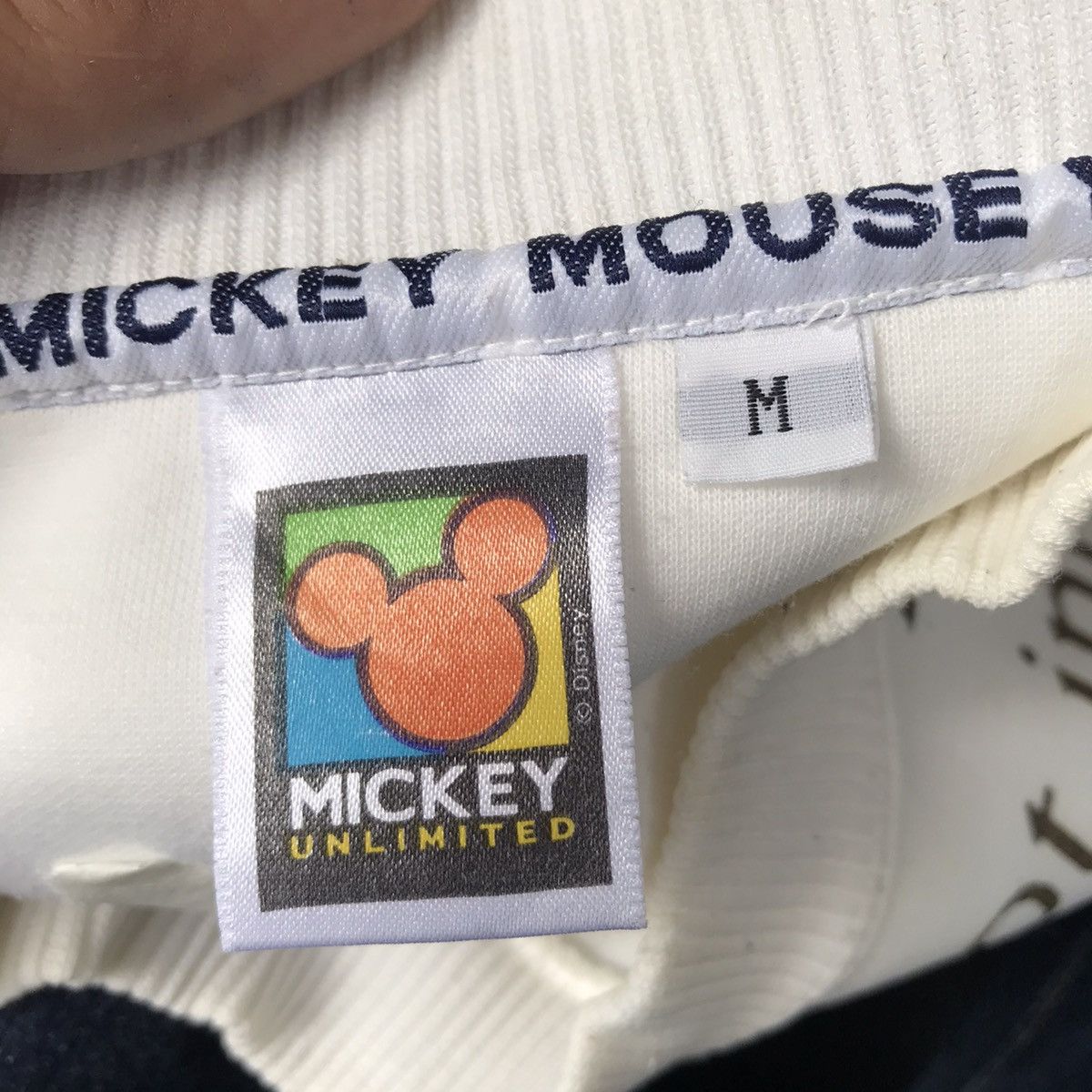 Mickey Mouse × Vintage Vintage MICKEY MOUSE Sweatshirt Embroidered Logo Size US M / EU 48-50 / 2 - 5 Thumbnail