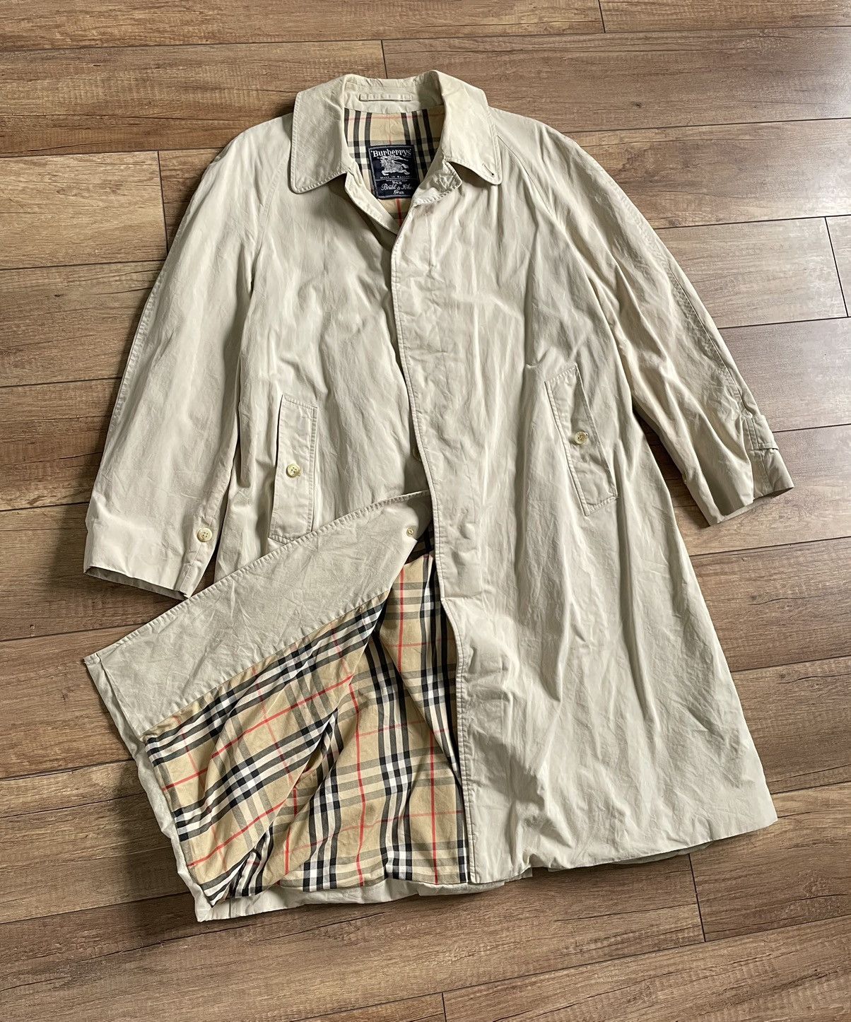 Burberry Vintage Burberry Beige Long Trench Coat Jacket Size US XL / EU 56 / 4 - 1 Thumbnail