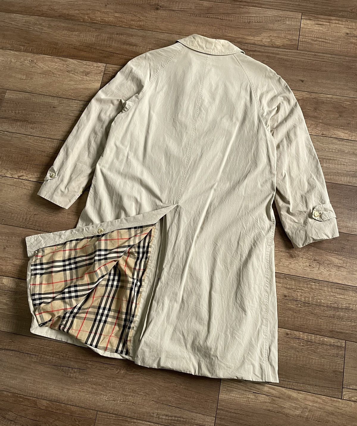 Burberry Vintage Burberry Beige Long Trench Coat Jacket Size US XL / EU 56 / 4 - 4 Thumbnail