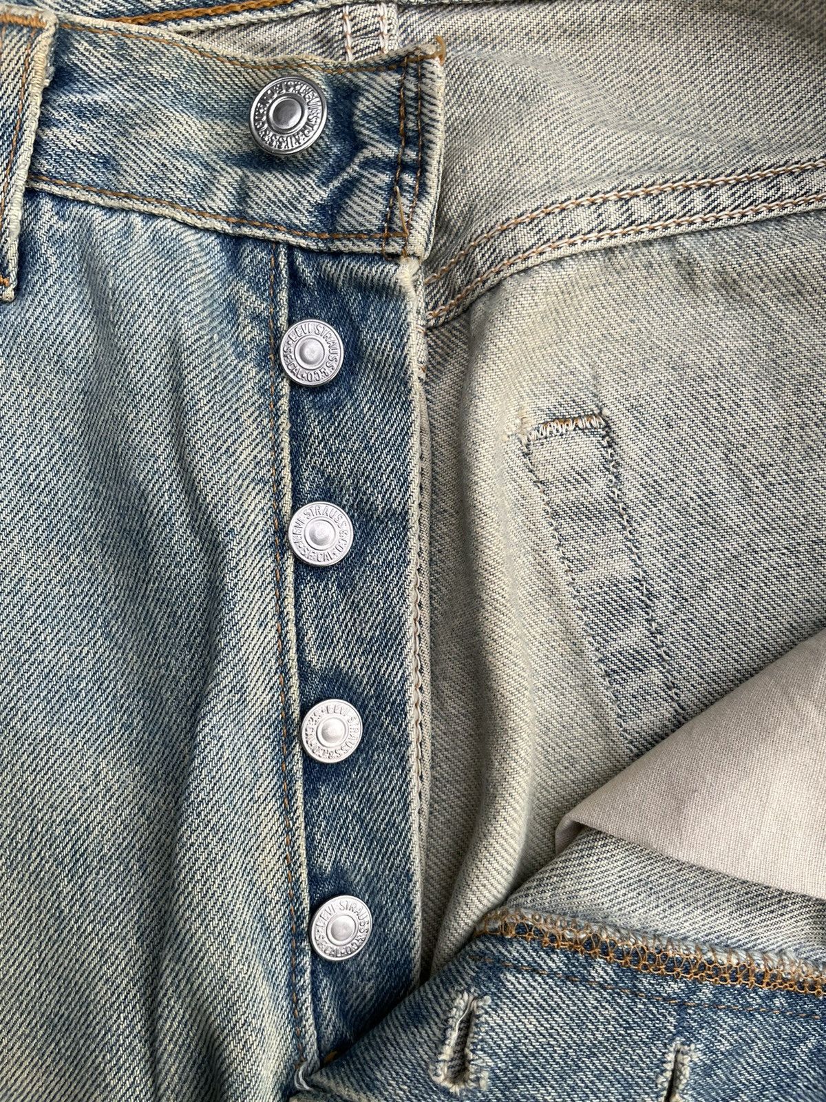 Levi's × Vintage Vintage 1998 Levis 501 e Women Faded Distresed Denim Size 31" - 17 Thumbnail