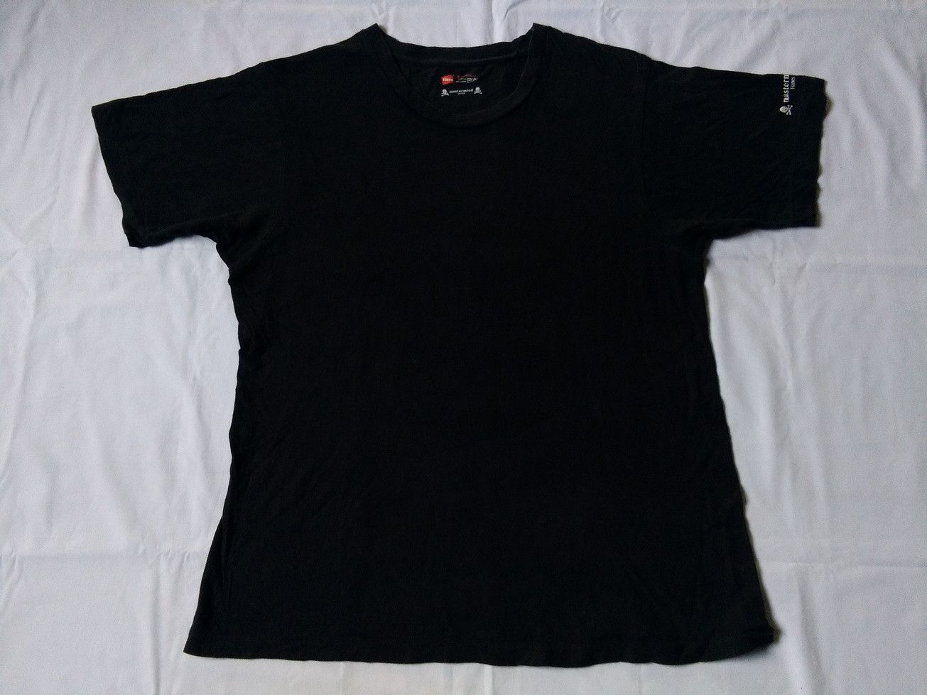 Mastermind Japan Rarely Limited Mastermind Japan Logo X Hanes Minimalist Tee Size US S / EU 44-46 / 1 - 2 Thumbnail