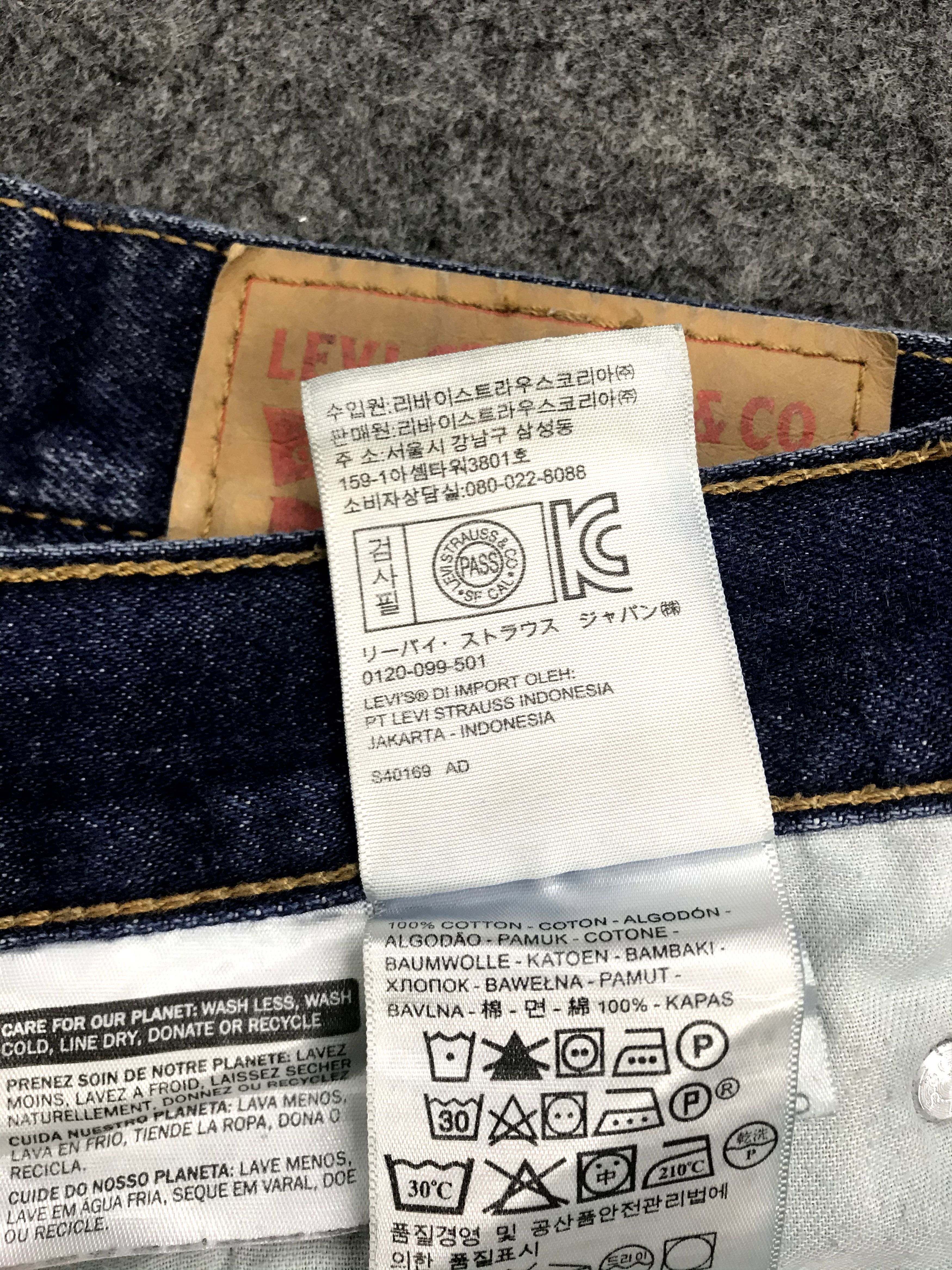 Levi's Vintage Clothing Vintage Distressed Denim Levi's Strauss Jeans Lot 505 Size US 29 - 12 Thumbnail
