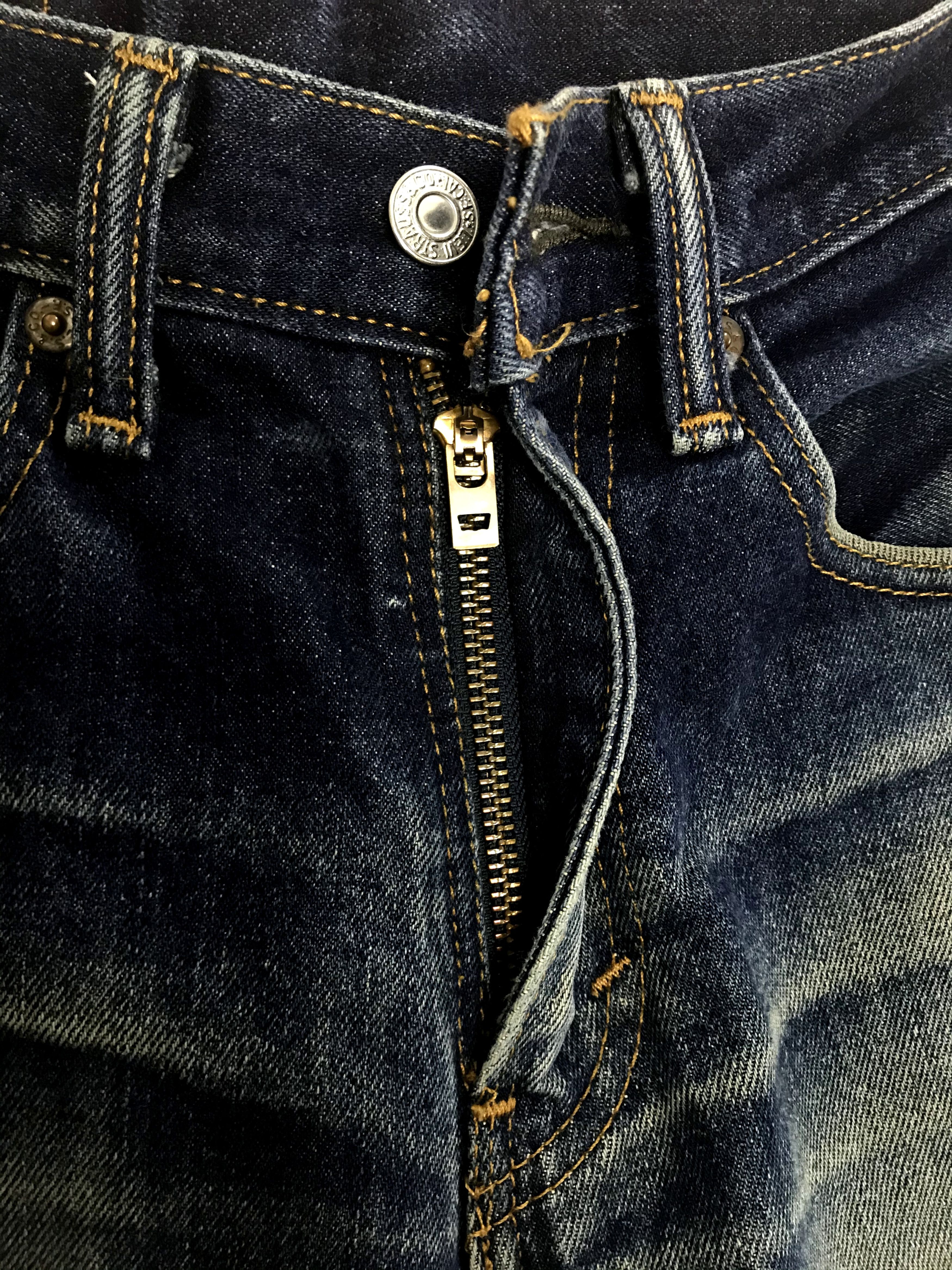 Levi's Vintage Clothing Vintage Distressed Denim Levi's Strauss Jeans Lot 505 Size US 29 - 7 Thumbnail