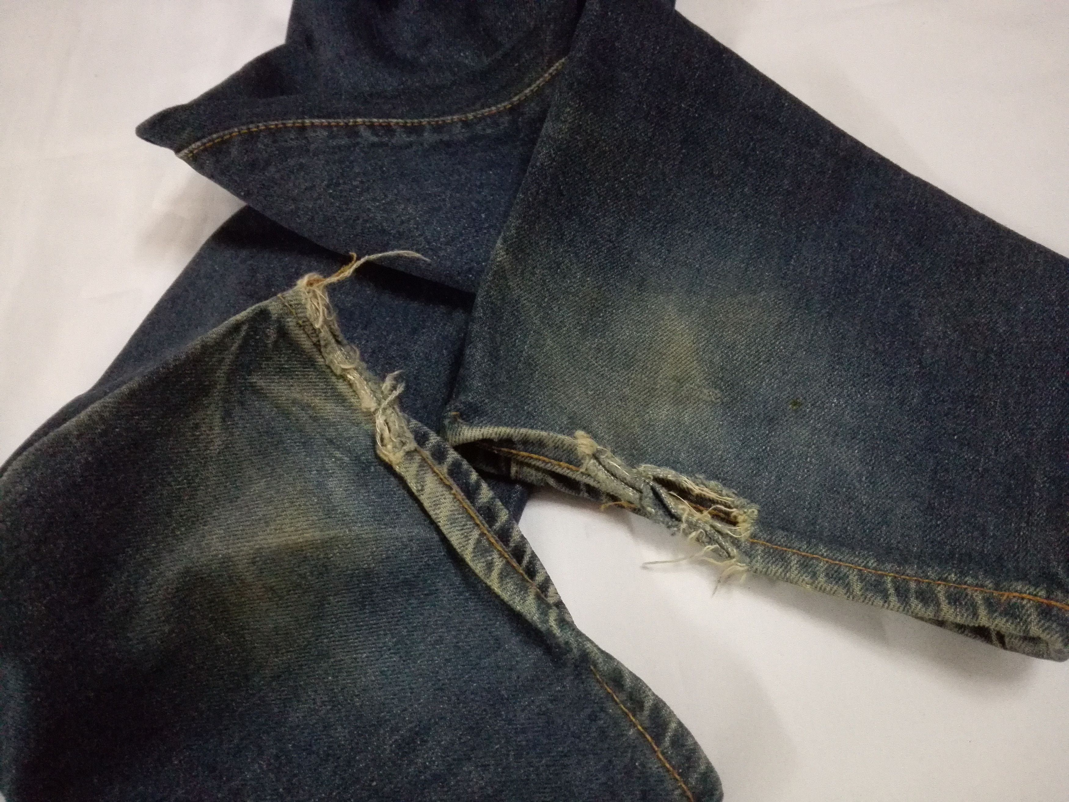 Levi's Vintage Clothing Vintage LEVIS 501xx Big E Jeans Selvedge #555 Stamp Button Size US 30 / EU 46 - 9 Thumbnail