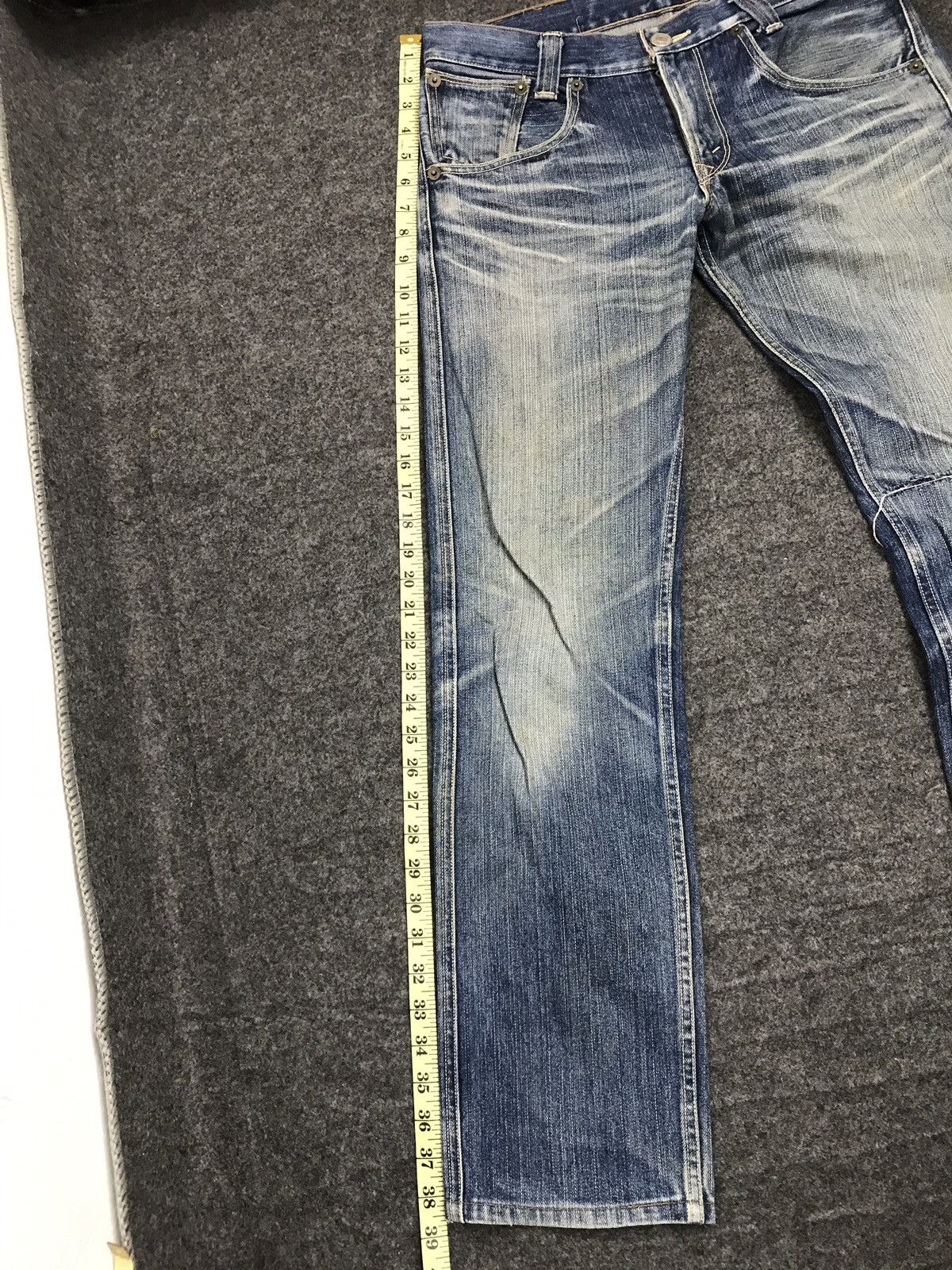 Levi's Levis Vintage Size 32 Distressed Denim Pant Indigo Jeans Size US 31 - 14 Thumbnail