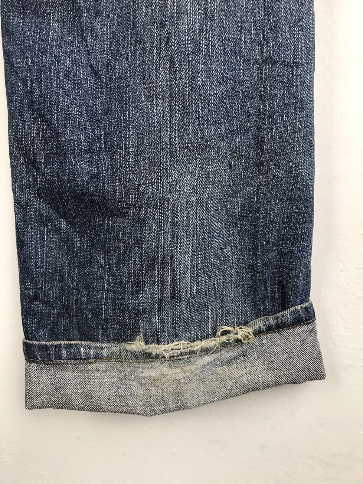 Levi's Levi’s Blue Denim Jeans Pant Distressed 702 703 Size US 30 / EU 46 - 14 Thumbnail