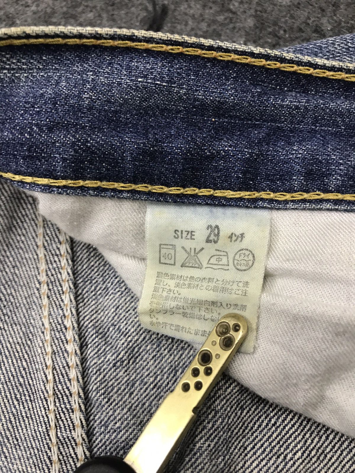Levi's Levi’s Blue Denim Jeans Pant Distressed 702 703 Size US 30 / EU 46 - 16 Thumbnail