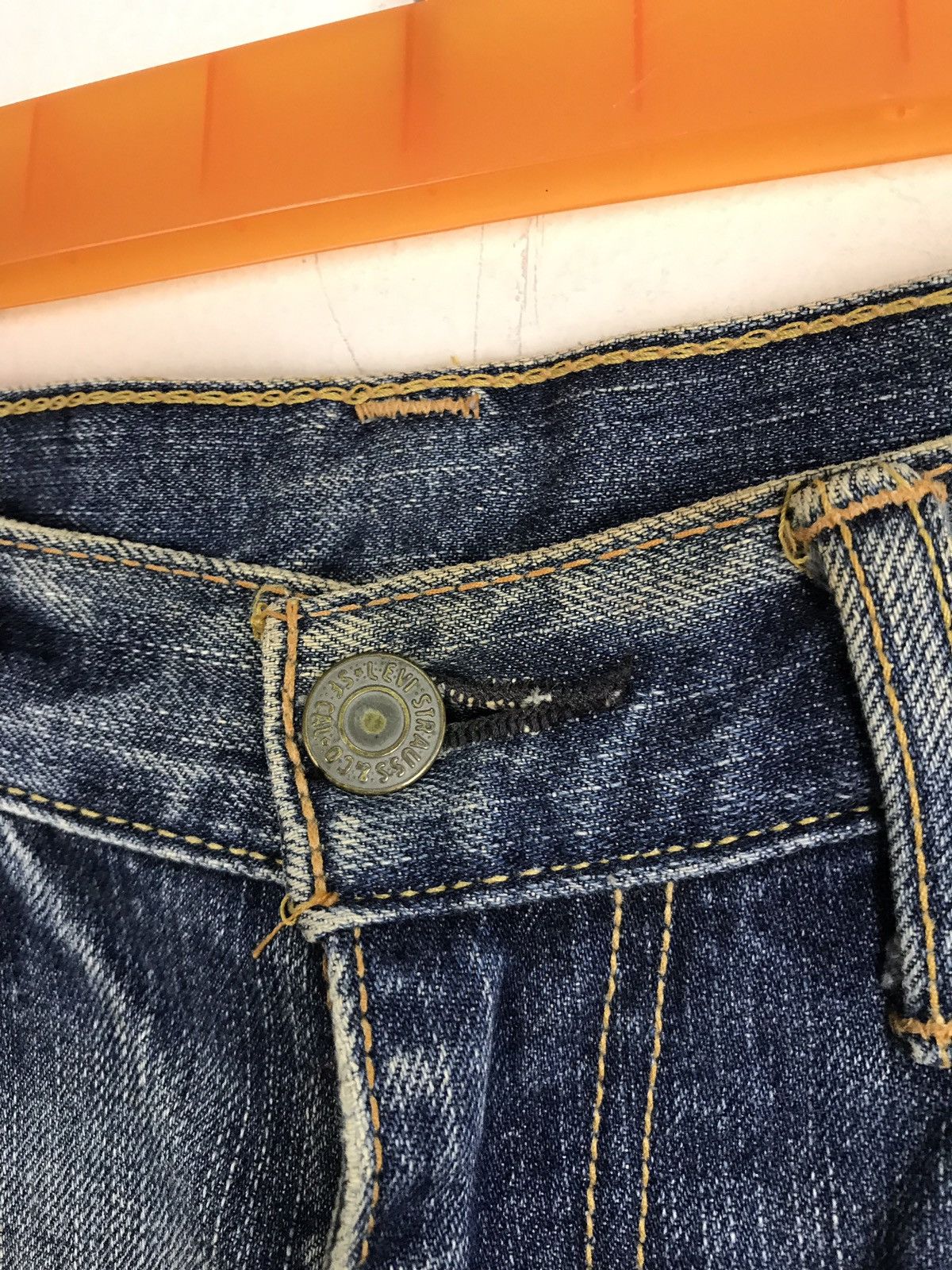 Levi's Levi’s Blue Denim Jeans Pant Distressed 702 703 Size US 30 / EU 46 - 10 Thumbnail