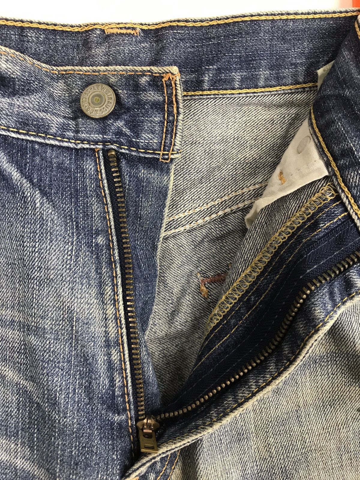 Levi's Levi’s Blue Denim Jeans Pant Distressed 702 703 Size US 30 / EU 46 - 12 Thumbnail