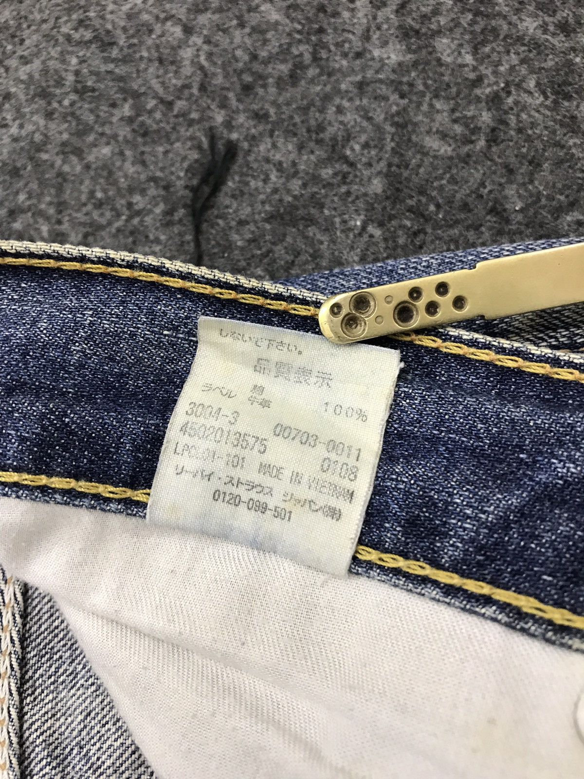 Levi's Levi’s Blue Denim Jeans Pant Distressed 702 703 Size US 30 / EU 46 - 17 Thumbnail