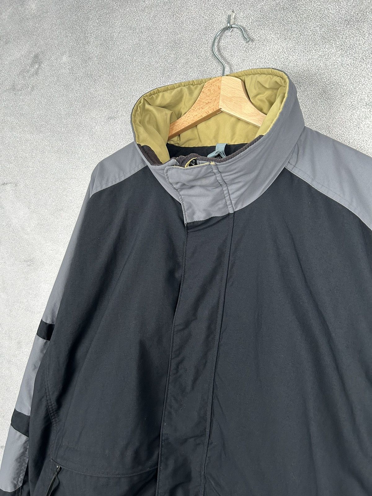 Nike ACG Vintage Nike ACG 3 Outer Layer Ski Snowboard Jacket Size US M / EU 48-50 / 2 - 3 Thumbnail