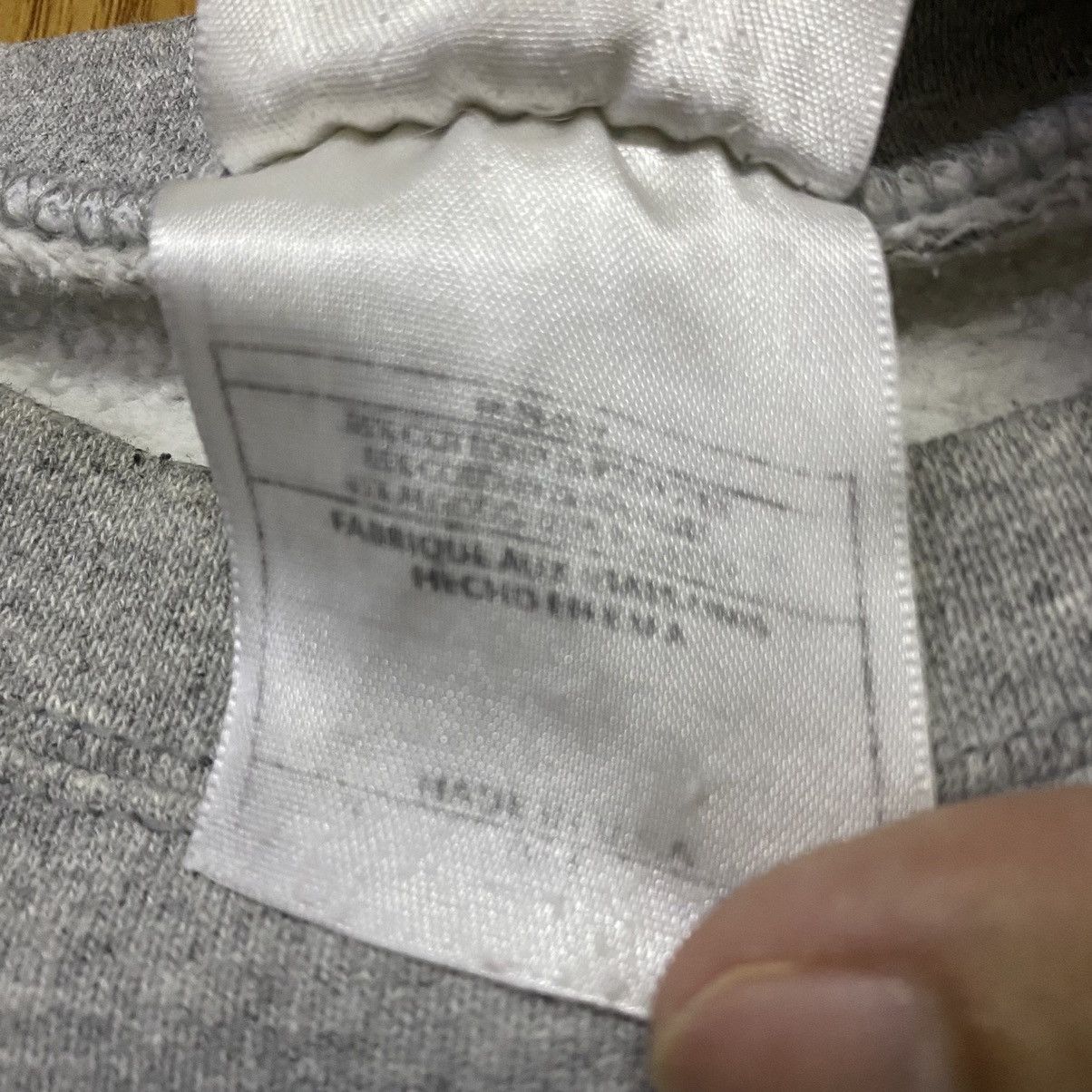 Nike Vintage Nike Athletics Spellout Sweatshirt Size US L / EU 52-54 / 3 - 8 Thumbnail
